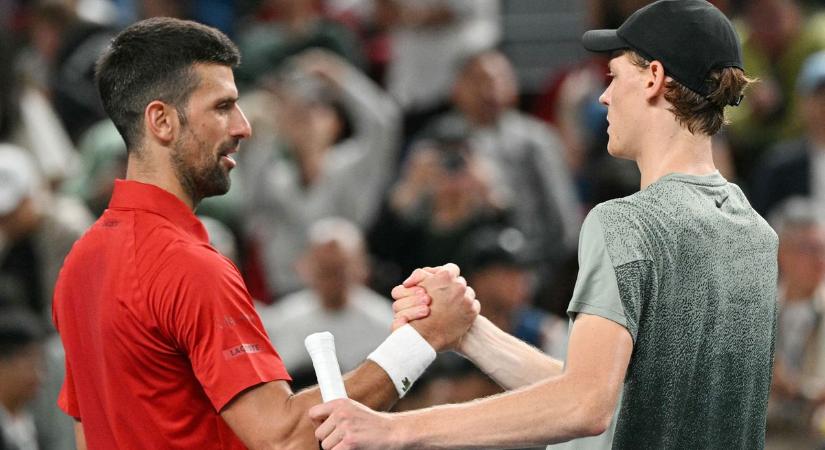 Federer Djokovics kedvéért elröpült Sanghajba, de elmaradt a ceremónia