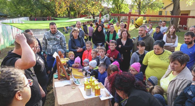 Családi nap a ruzsai Hétszínvirág Óvodában – galériával, videóval