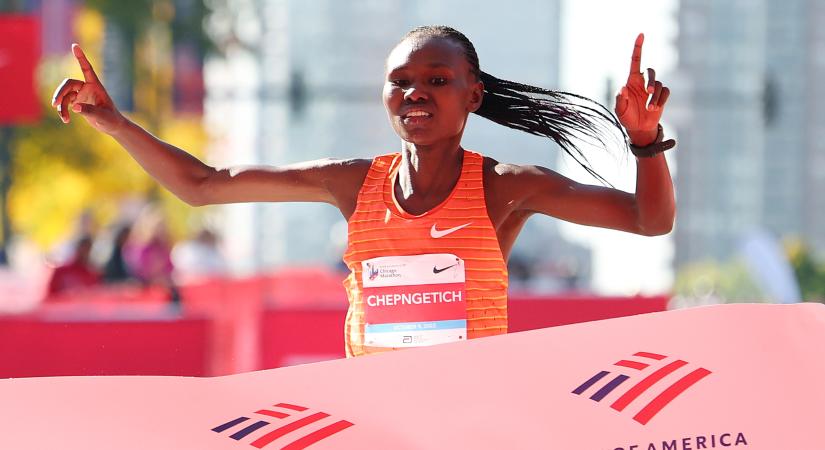 Ruth Chepngetich történelmi világcsúcsot futott a Chicago Marathonon