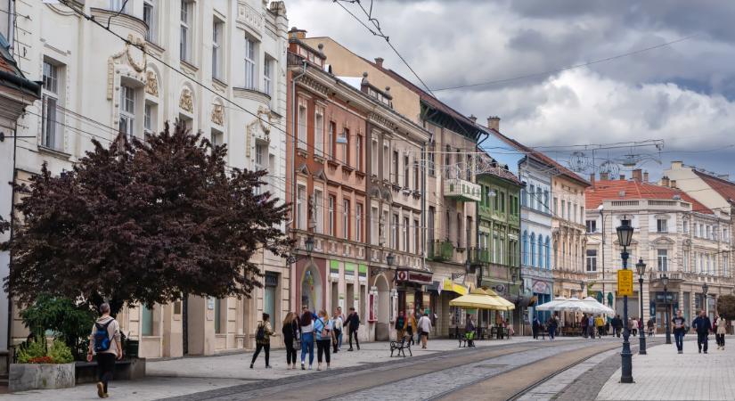 Tragédia: halálra szúrtak egy tizenhat éves fiút Miskolcon