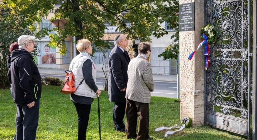 Emléktáblát avattak Veszprémben Schweitzer József főrabbi emlékére