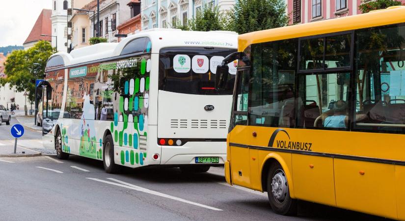 Kínos magyarázkodás a Volánbusztól, tízórás utakon sem lehet a vécét használni a járatokon