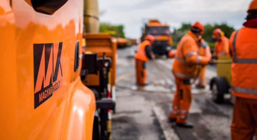 Félpályás útlezárások várják az autósokat a 4-es főúton