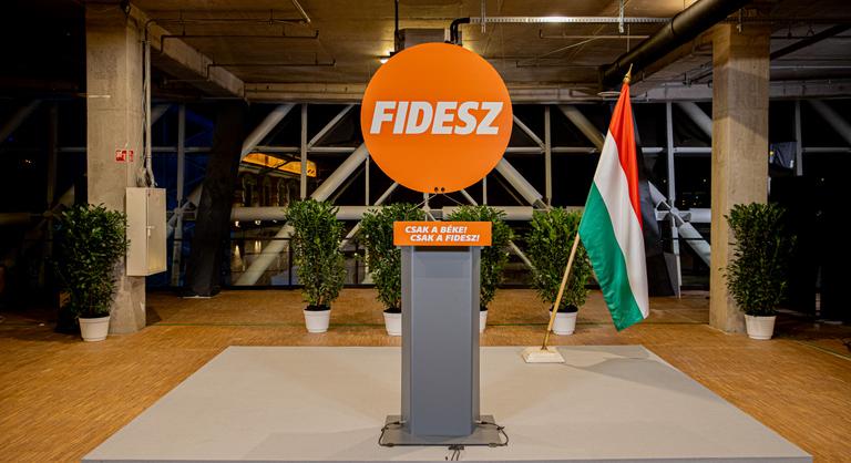 Kormányülés tart a Fidesz, napirenden lesz az új nemzeti konzultáció is