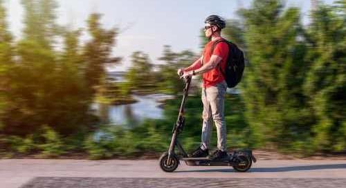 Büntethetők az e-rolleresek is, ha ittasan vezetnek