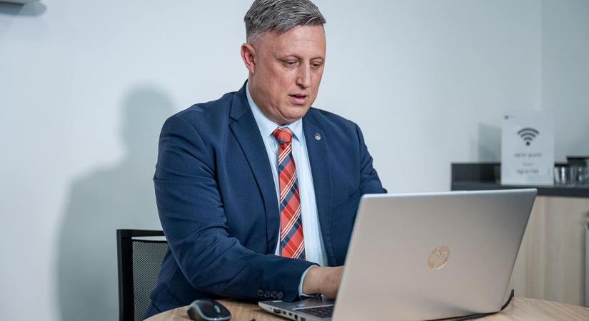 Megszűnt Győrffy Balázs mentelmi joga