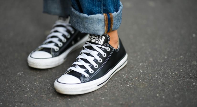 Kosaras jelképből vált mindenki által imádott tornacipővé, és a Converse Chuck Taylor ma sem megy ki a divatból