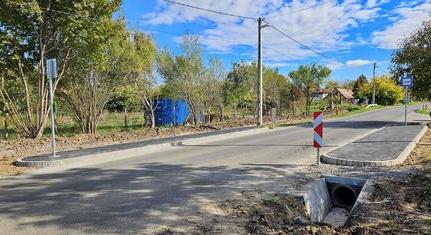 Új buszmegálló várja az utasokat a Kemény Zsigmond utcában