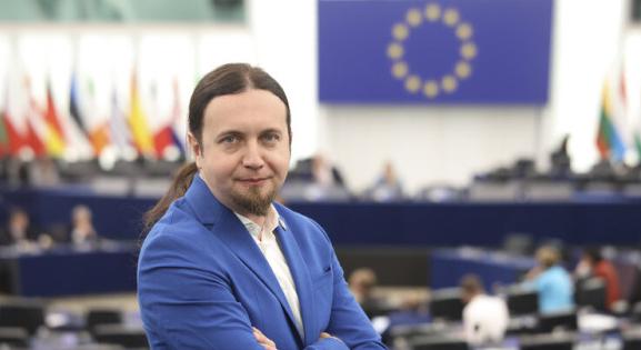 Exkluzív: egy lengyel EP-képviselő is kizárná Magyarországot a schengeni övezetből