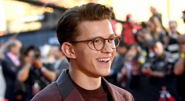 Alkoholmentes sört dobott piacra Tom Holland