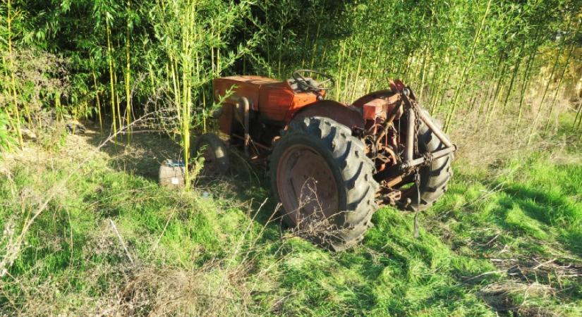 Ellopott egy traktort, de nem sikerült eladnia, ezért visszavitte