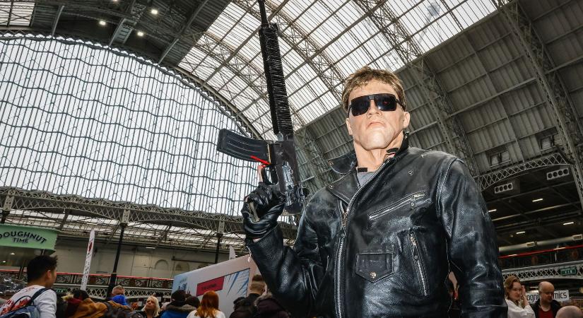 Schwarzenegger végzett a Terminátorral, de végre olyan folytatást kapott a történet, ami méltó a nagy elődökhöz