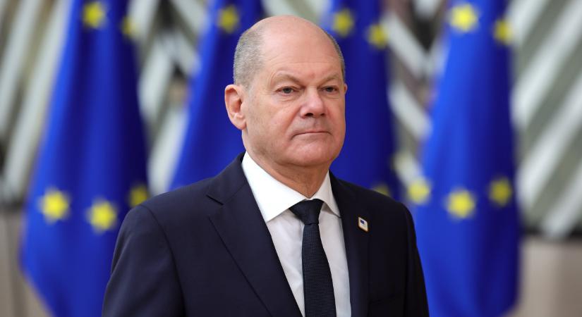 Olaf Scholz leülne tárgyalni Vlagyimir Putyinnal