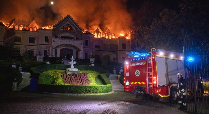 Ma 3 éve, hogy leégett a Med Hotel tetőszerkezete – megtudtuk, mennyi most a szálloda becsült értéke