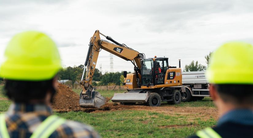 Jelentős bővítést kap a BAT pécsi gyárközpontja