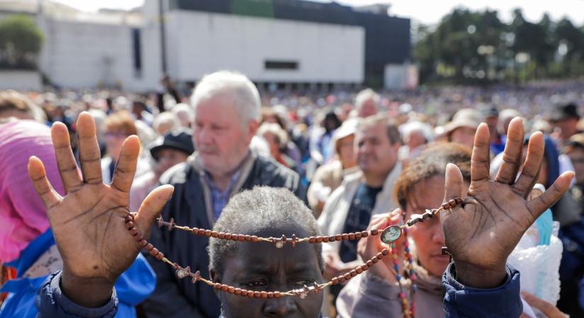 Minden kontintensen nőtt a katolikusok száma, kivéve egyet