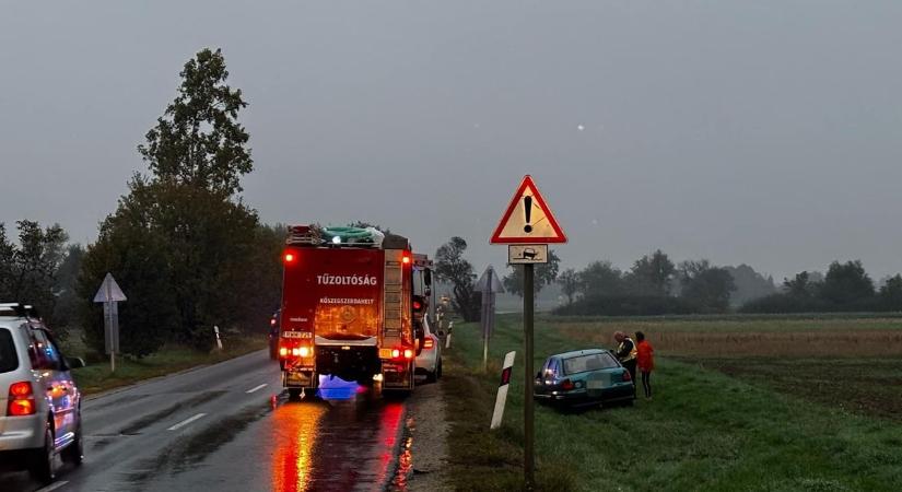 Gyerek is megsérült a Gyöngyösfalu határában történt balesetben - fotók