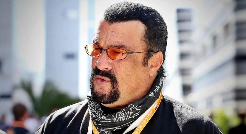 Kitálalt a leszbikus színésznő: Steven Seagal egy megbeszélésen molesztálta őt