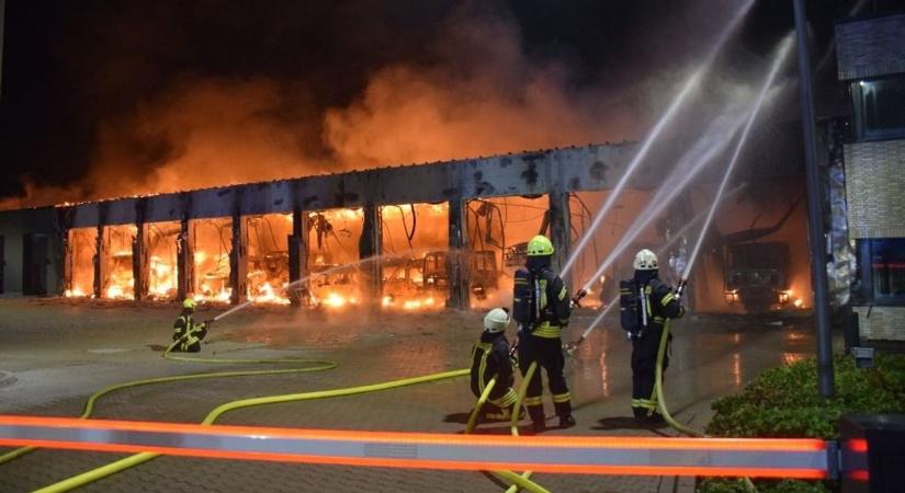 Leégett a tűzoltóság, mert kispórolták a tűzjelzőt