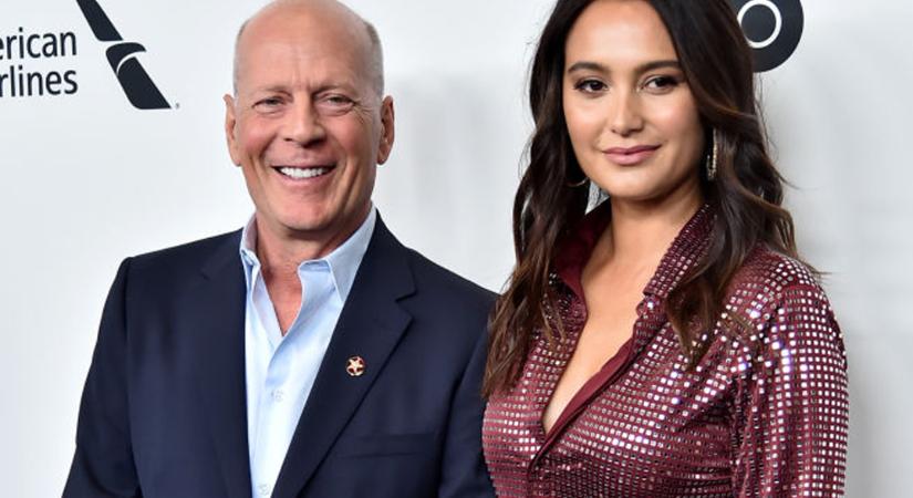 Bruce Willis felesége szívmelengető szelfit osztott meg kettejükről – a fél internet elolvadt tőle