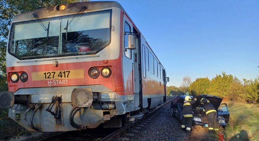 Újabb baleset egy vasúti átjáróban