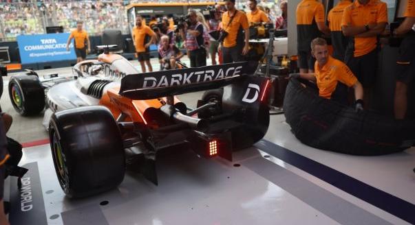 Minden hátsó szárnyán módosított a McLaren a mini-DRS-ügy után