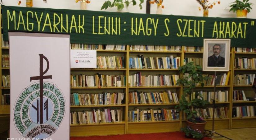 Várják a versmondók jelentkezését a magyar hazafias költemények seregszemléjére