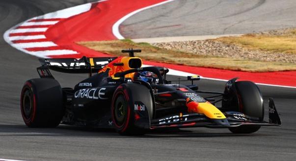 Verstappen nyerte az év legjobb F1-es sprintjét