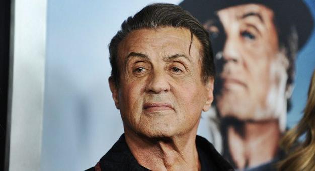 Ő Sylvester Stallone magyar szinkronhangja!