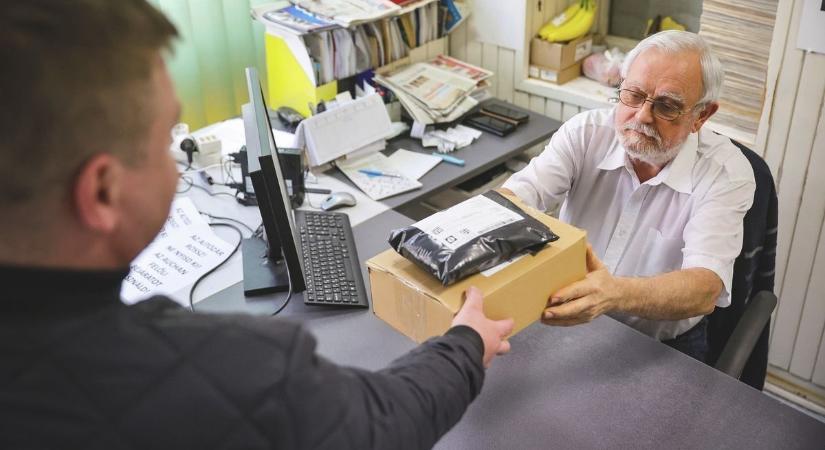 Kártérítés és biztosítás: Mire számíthatunk ha késik a csomagunk?