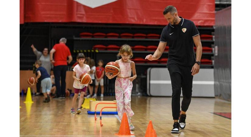 A KSC Szekszárd korábbi edzőjét nevezték ki a magyar válogatott élére