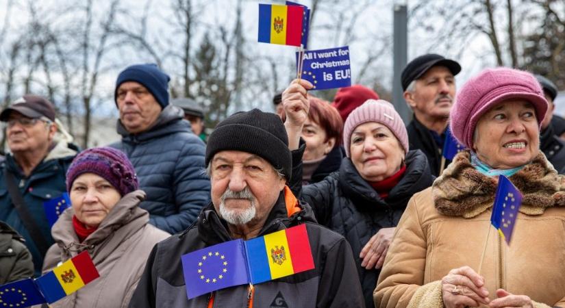 Az EU-csatlakozásról szavaznak a moldovaiak