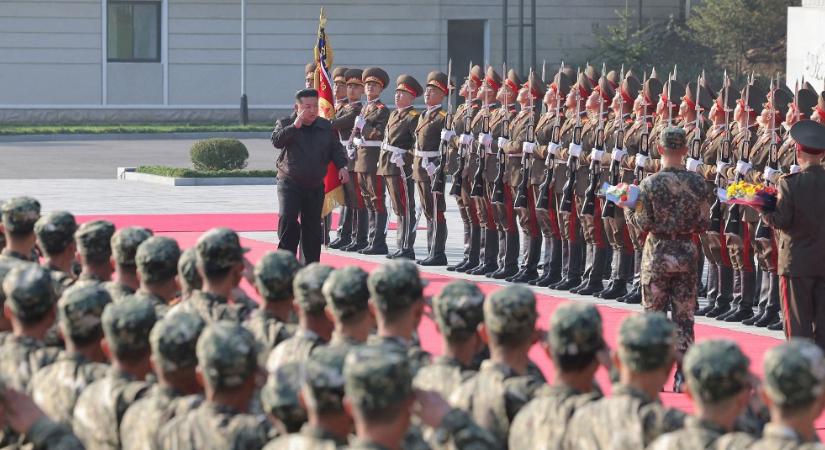 Videó: észak-koreai különleges alakulatok érkeztek orosz kiképzőtáborokba