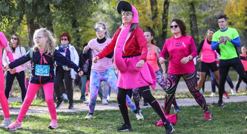 Mellrák elleni futás és séta – A megelőzés és a szűrővizsgálat fontosságára hívták fel a figyelmet - Fotók, videó