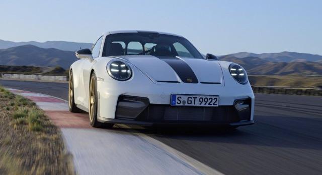 510 lóerővel csábít az új Porsche 911 GT3