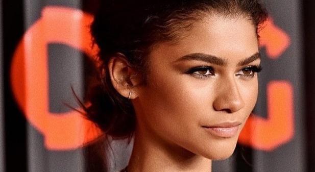 Zendaya ezúttal csillogós aligruhában pózolt a vörös szőnyegen - fotók!