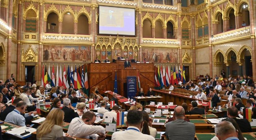 Kétnapos ülést tart az Országgyűlés