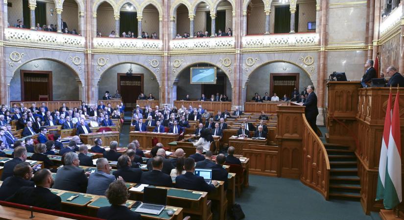 Fontos kérdésekről kezd tárgyalni a parlament hétfőtől