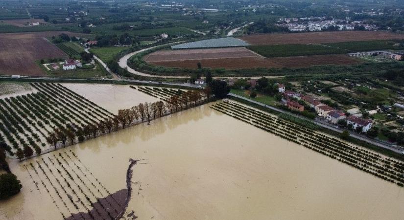 Több országban is evakuálni kellett az embereket az áradások miatt