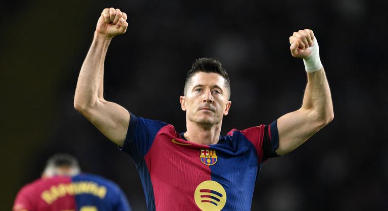 Lewandowski újabb duplával üzent, a Barcelona átgázolt a Sevillán