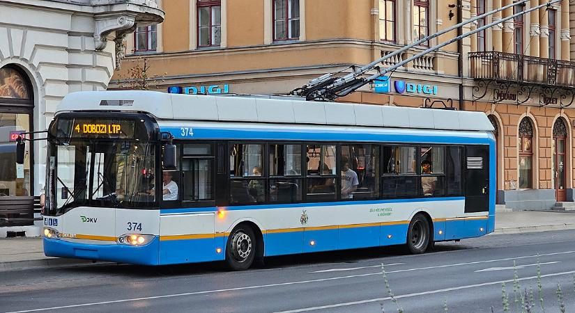 Így közlekednek a DKV járatai a nemzeti ünnep napján