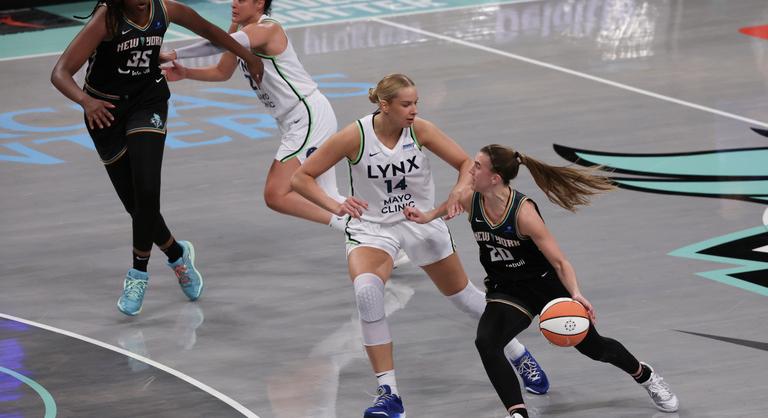 Nincs magyar bajnoka a WNBA-nek, Juhász Dorkáék hosszabbításban buktak el az ötödik meccsen