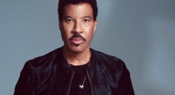 Lionel Richie európai turnéra indul a Say Hello To The Hits show-jával