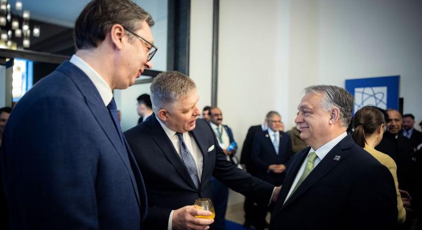 Orbán Viktor a szlovák kormányfővel és a szerb elnökkel találkozik kedden