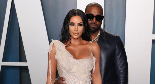 Kim Kardashian szingli anyukaként neveli a gyerekeit - Kanye West ritkán van jelen az életükben