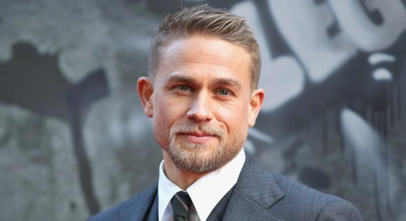 Charlie Hunnam lehet a következő James Bond