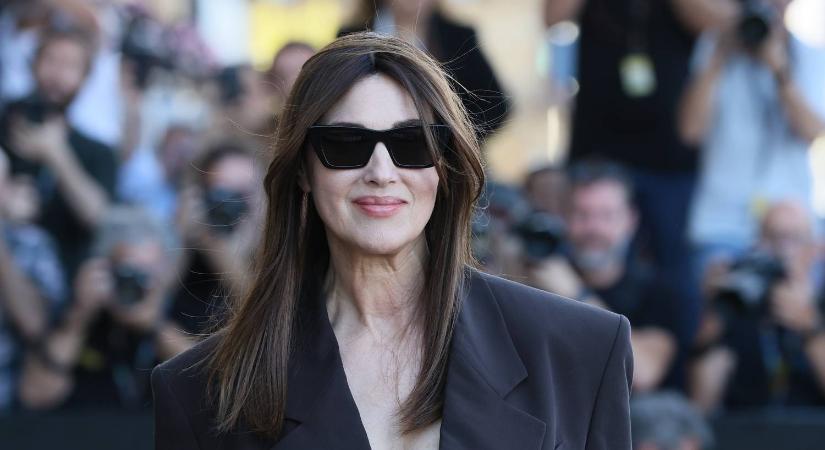 Pőre fotókkal hívja fel magára a figyelmet Monica Bellucci