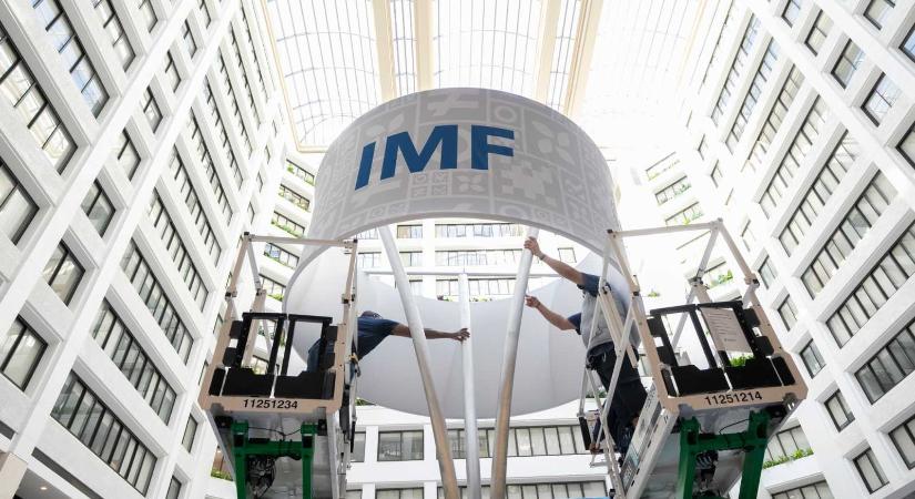 IMF: idén lassul, jövőre gyorsul a román gazdaság növekedése