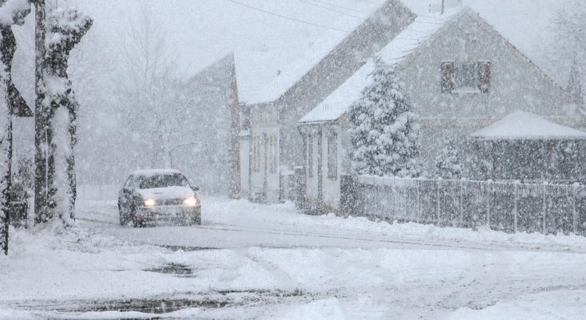 Rendkívüli hír jött: a decemberi havazásról van szó, sőt a karácsony is...