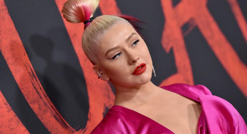 Mintha másik ember lenne: Christina Aguilera elképesztő fotókat posztolt